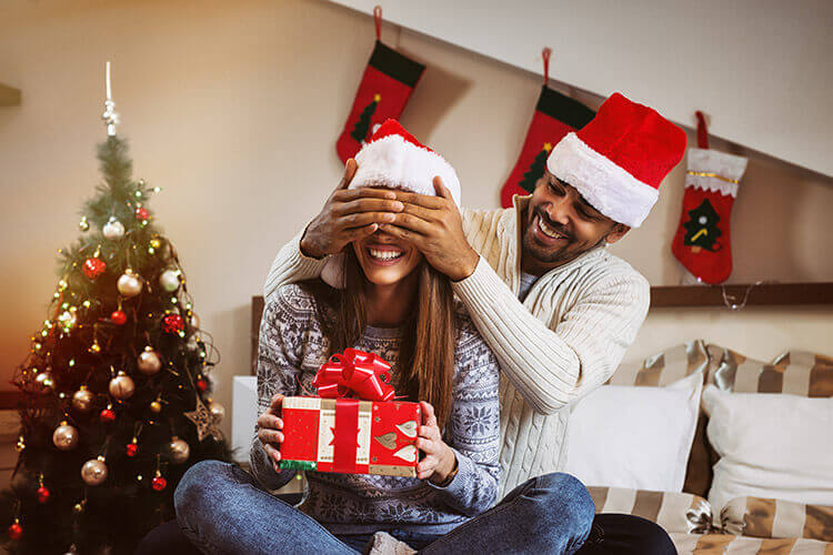 Comment faire ses cadeaux de Noël sans exploser son budget ? - Heyme