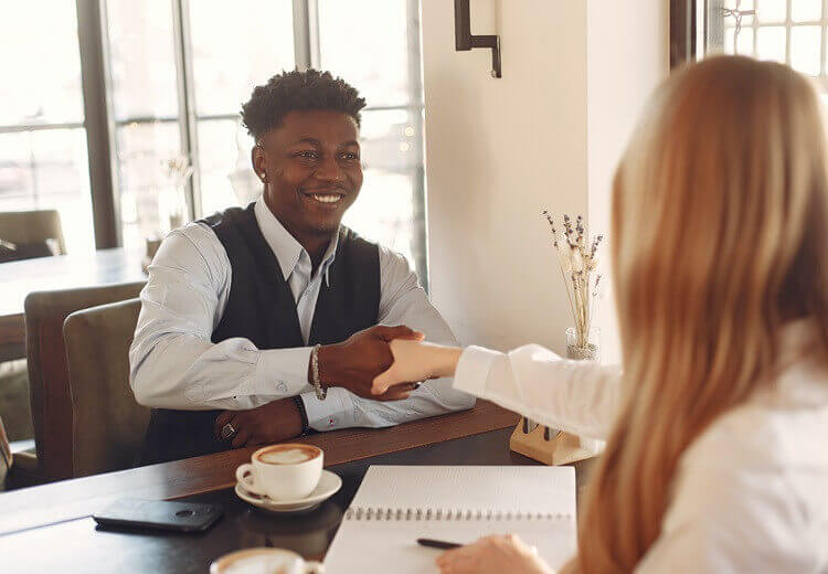 Mettre en avant ses loisirs auprès d'un recruteur !  - Heyme
