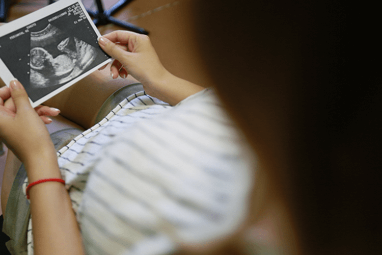 IVG : tout savoir sur l'avortement - Heyme